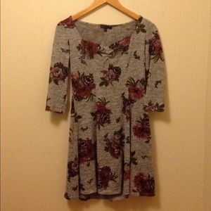 Bebop dress. Rosy floral. Size Medium.